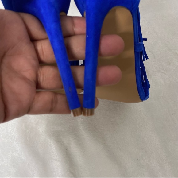 Steve Madden Womens FRINGLY Suede Strappy Fringe Heels Sandals 8M Blue - Picture 7 of 9